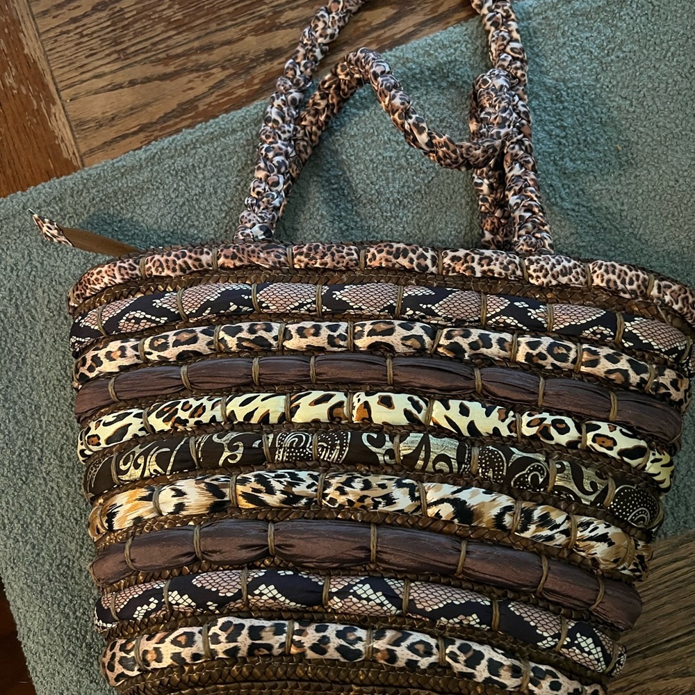 Cappelli Leopard Print Woven Tote Bag Shoulder Bags with Braidings Beautiful 🥰